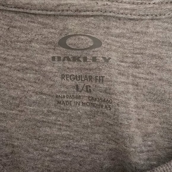OAKLEY MENS  TEES - Picture 3 of 3